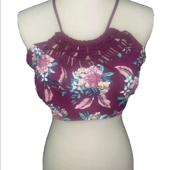 Swimwear Top Beautiful Design - Picture 5 of 6
